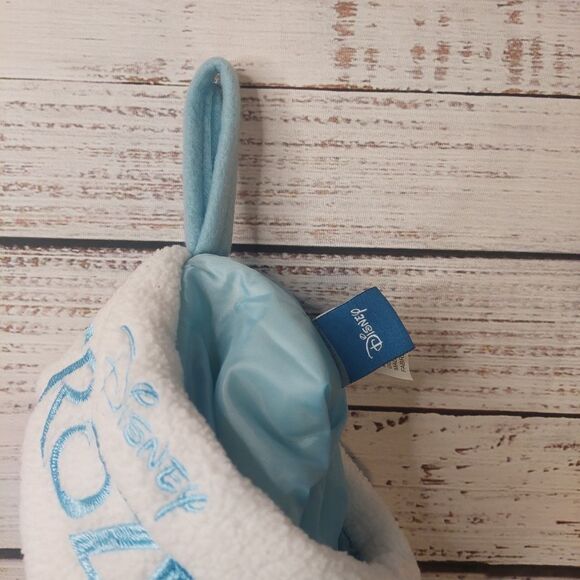 Disney Frozen Christmas Stocking - Anna, Elsa & Olaf - Picture 6 of 9